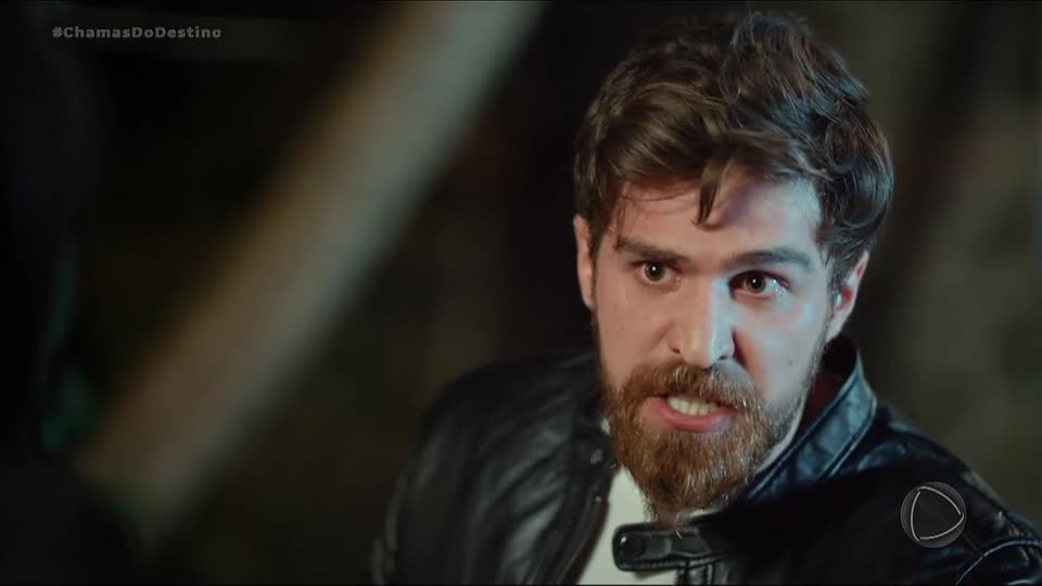 Desconfiado, Iskender exige que Çiçek tire a máscara: 'Você não é a Simal' | Chamas do Destino