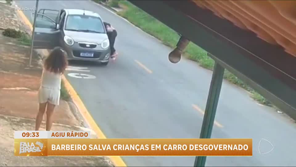 Barbeiro salva crianças de carro desgovernado em Contagem (MG)
