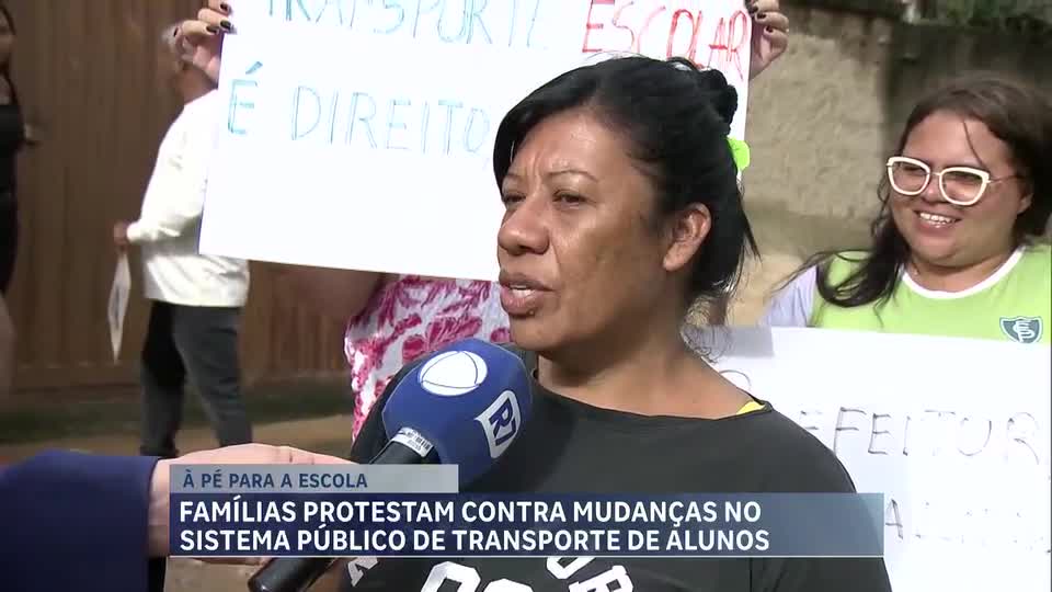 Famílias protestam contra mudanças no sistema público de transporte de alunos em BH 