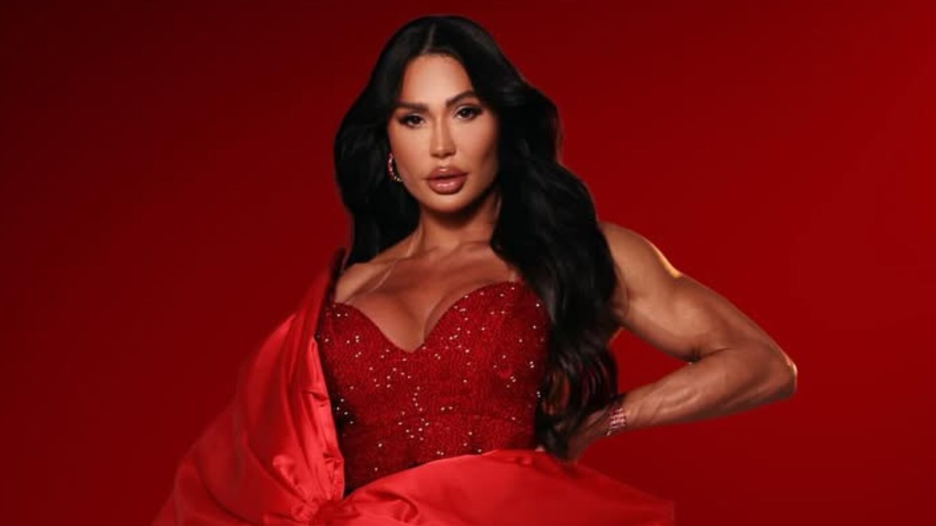 Gracyanne Barbosa revela o motivo de continuar morando com mãe e filha de Belo