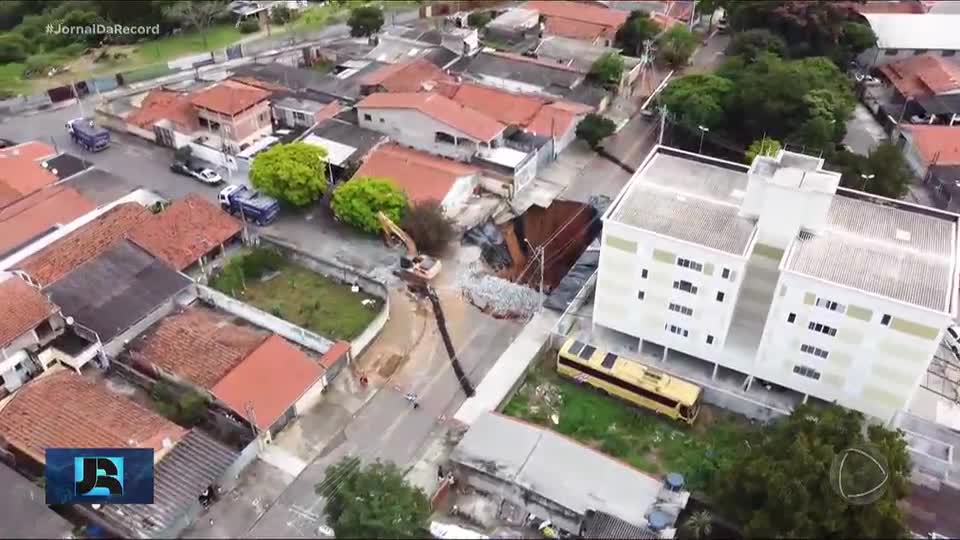 45 cidades de SP estão em estado de atenção para deslizamentos de terra por causa de temporais