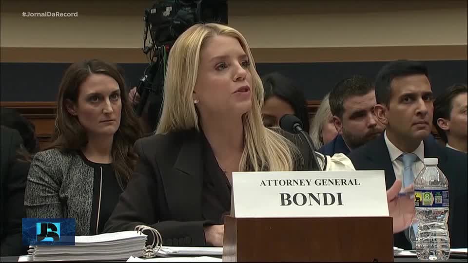 Procuradora-geral dos EUA presta depoimento no Congresso americano sobre o caso Epstein