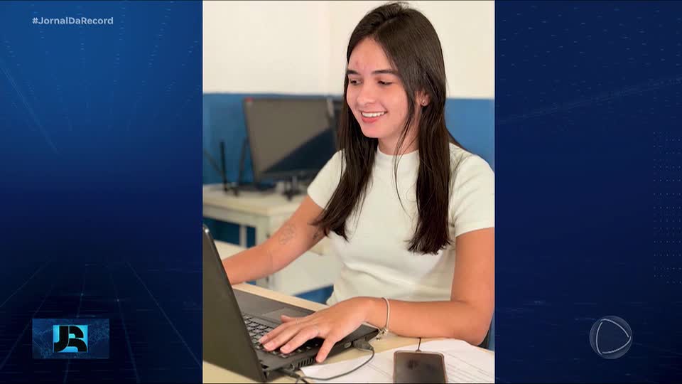 Estudante de psicologia encontrada morta em Juatuba (MG) é enterrada nesta quarta-feira (11)