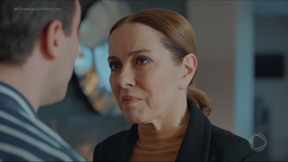 Bülent leva Atlas embora à força e enfrenta ameaça de Tomris | Chamas do Destino