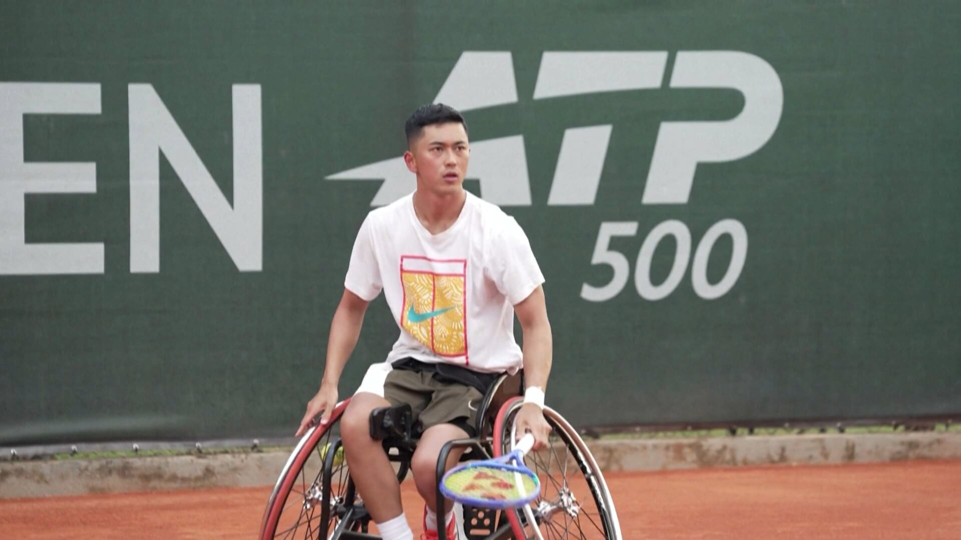 Tokito Oda chega ao topo do tênis em cadeira de rodas