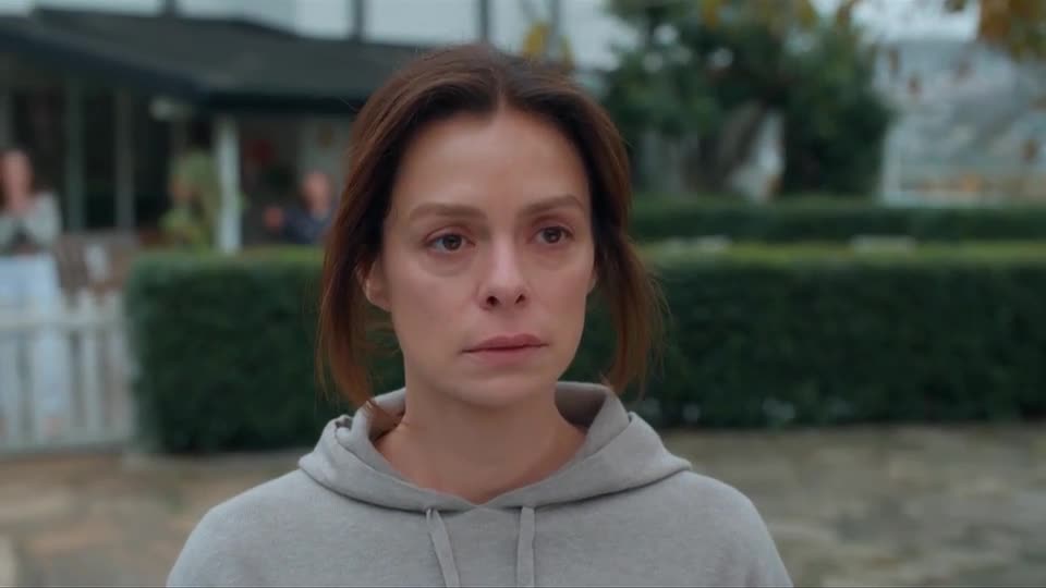 Karsu finalmente se reencontra com sua mãe, Filiz | Coração de Mãe