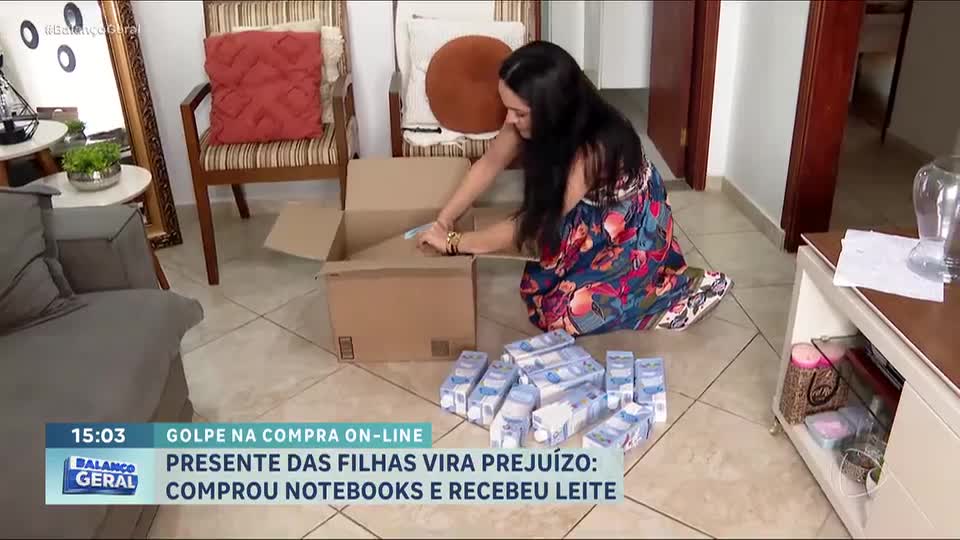 SP: mãe compra notebooks de quase R$ 6 mil para as filhas e recebe caixas de leite