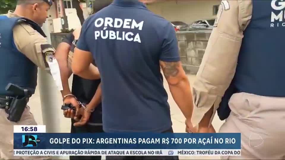 Ambulante é preso por cobrar R$ 700 em golpe do Pix contra turistas no RJ