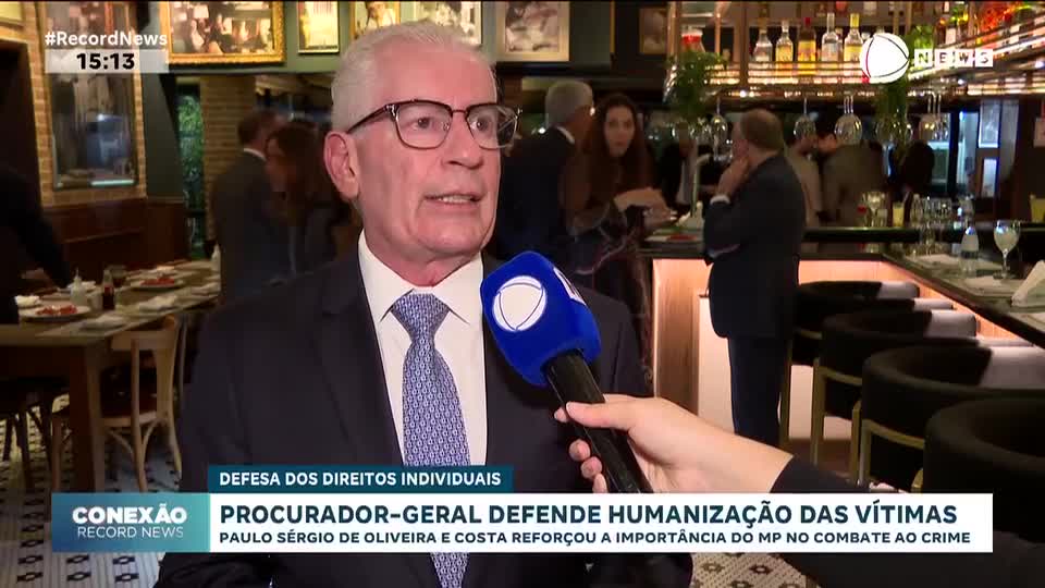Procurador-geral de SP defende humanização das vítimas