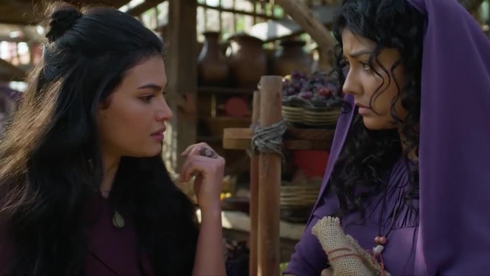 Naamá descobre que Salomão é o sucessor de Davi | Reis