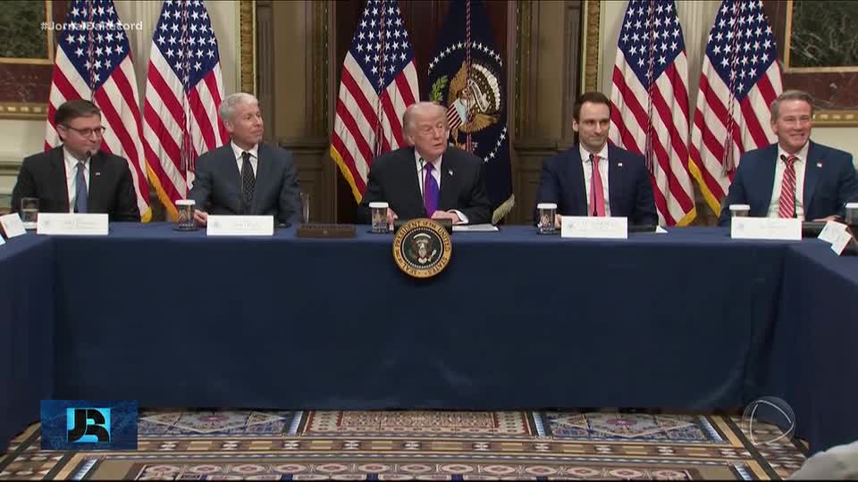 Trump afirma que os Estados Unidos estão em uma posição 'muito boa' na guerra em relação ao Irã