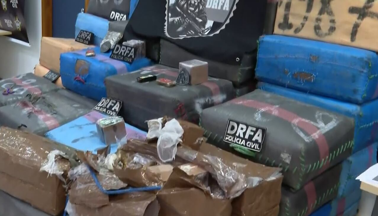 Policiais apreendem 2 toneladas de haxixe em residência na zona sudoeste do Rio