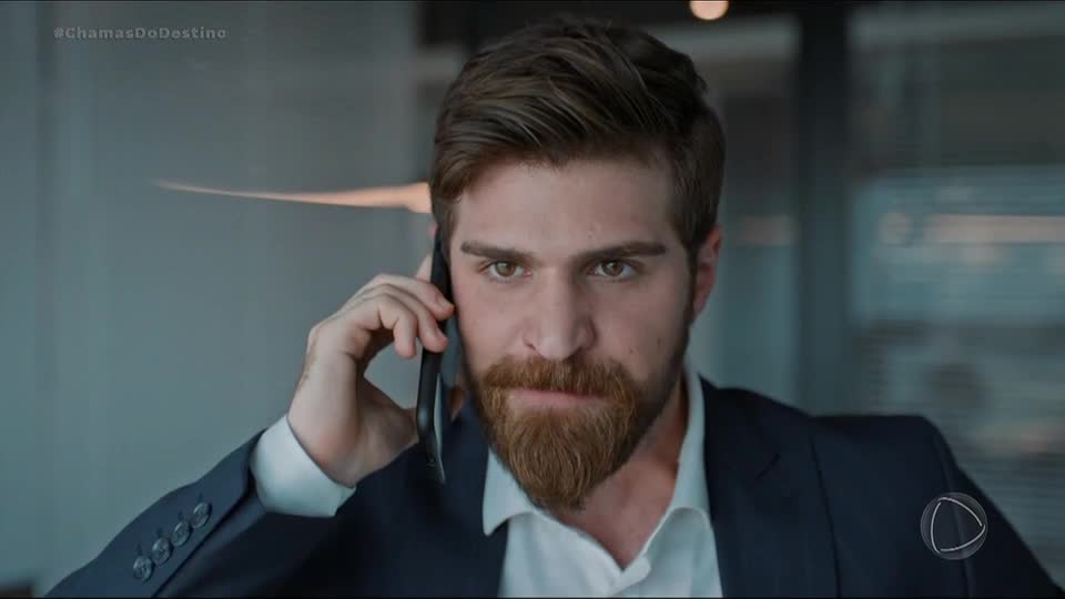 Iskender revela a Çiçek o esconderijo de Gunes escolhido por Çelebi | Chamas do Destino