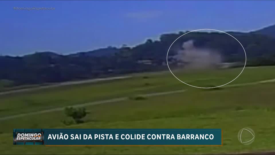 Avião de pequeno porte sai da pista e colide em barranco em Jundiaí (SP)