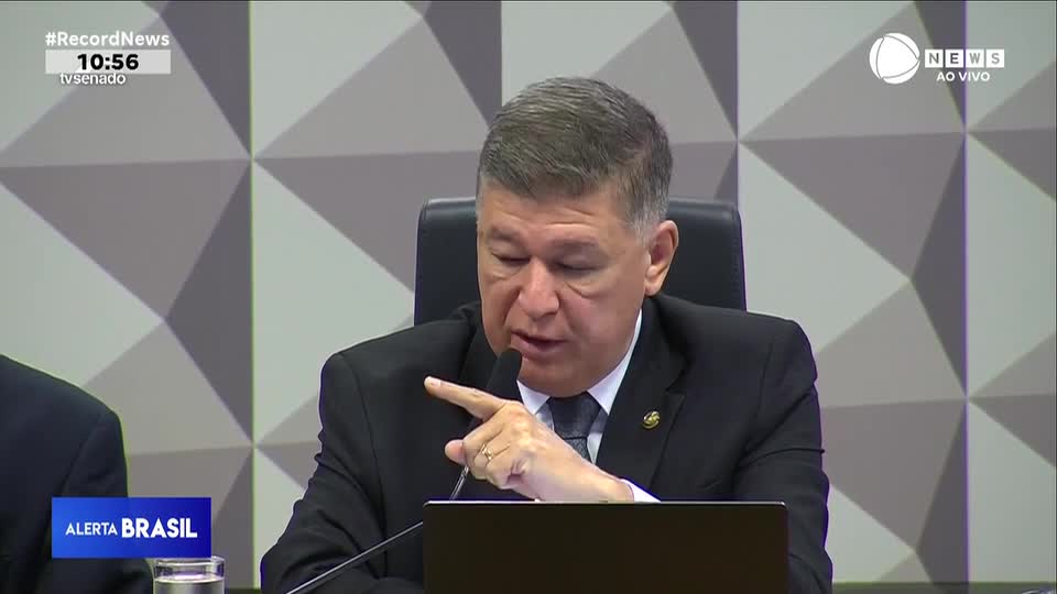 Presidente da CPMI do INSS argumenta sobre requerimentos
