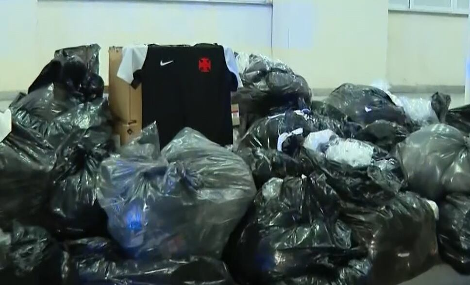 Polícia recupera uniformes do Vasco após roubo na Linha Amarela