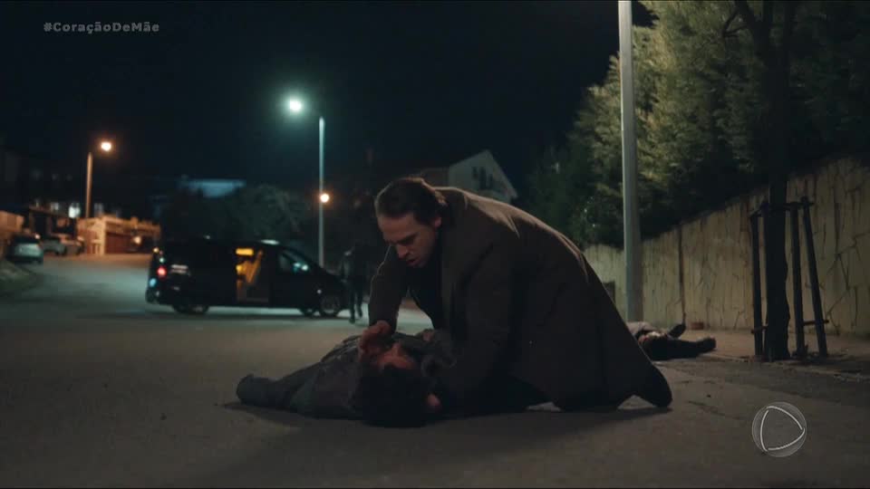 Atilla se envolve em trágico mal-entendido que tira a vida de Ozan | Coração de Mãe