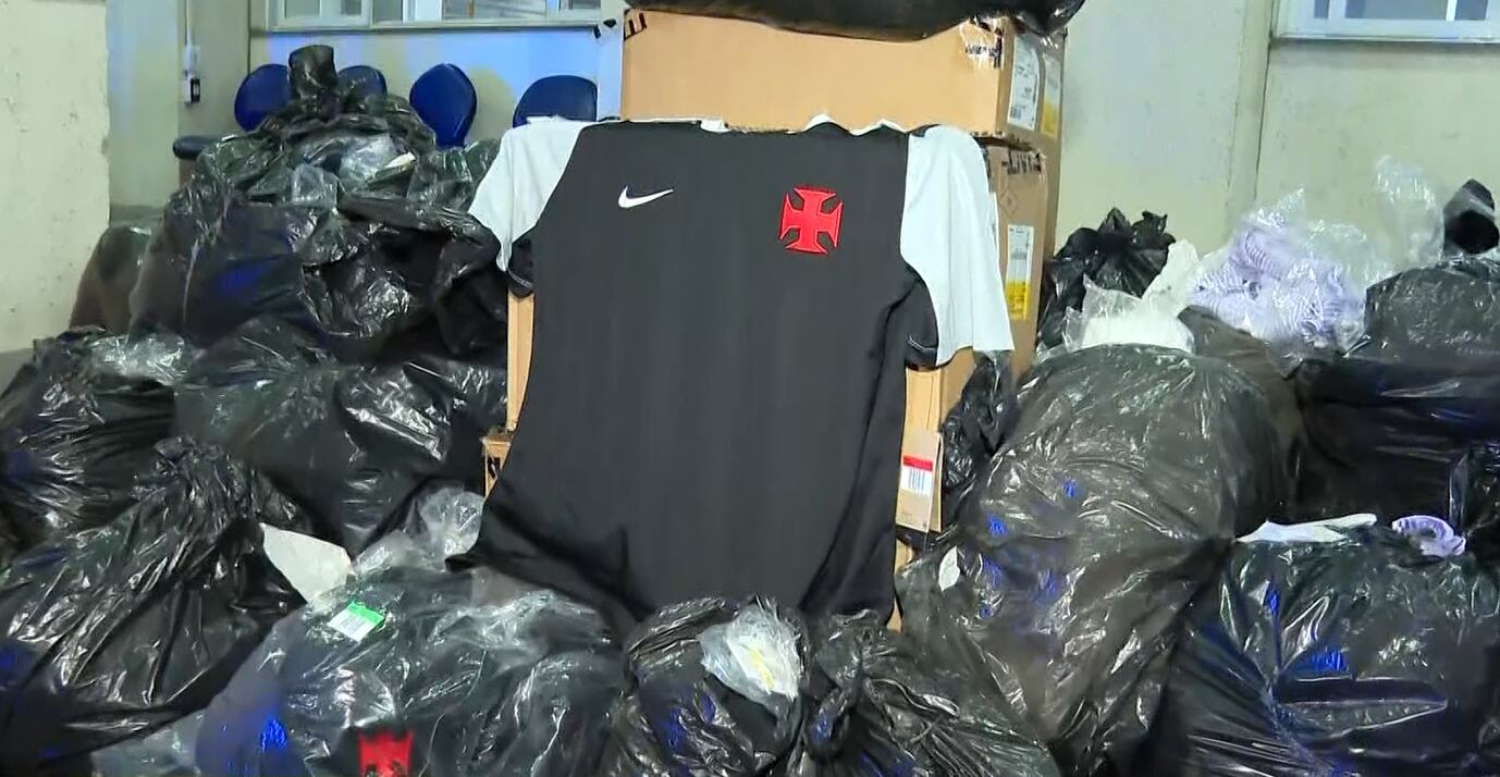 Polícia investiga roubo de uniformes do Vasco avaliados em R$ 1 milhão no Rio