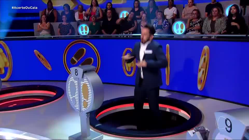 Isadora Ribeiro derruba Dionísio Freitas em mais um desafio especial do Acerte ou Caia!