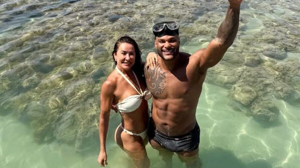 Tony Salles flagra a mulher, Scheila Carvalho, correndo após comer 7 pratos