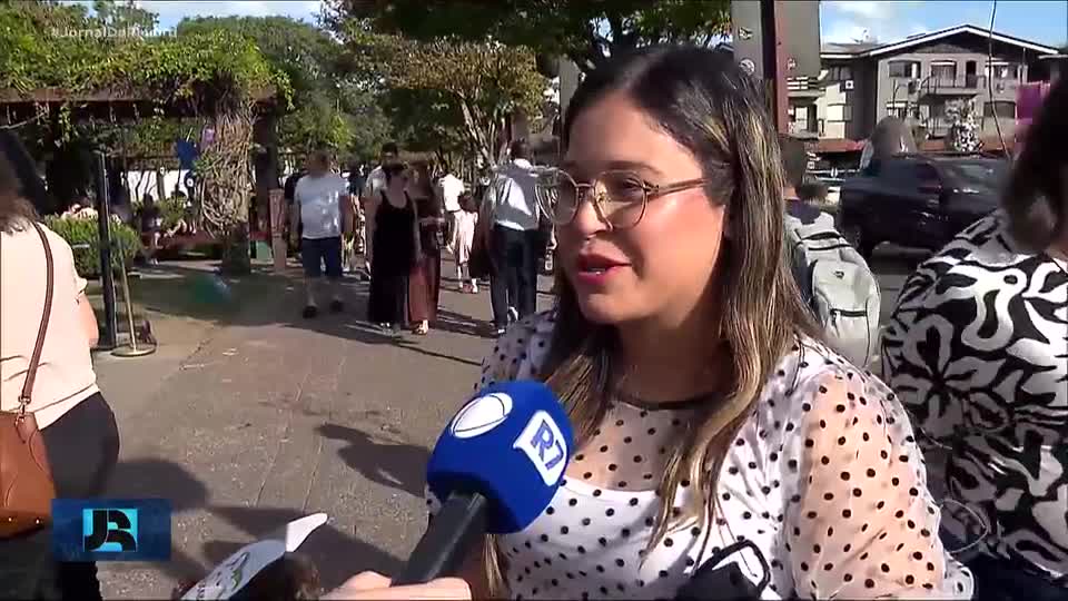 Feriado prolongado atrai milhares de turistas para Gramado, na Serra Gaúcha