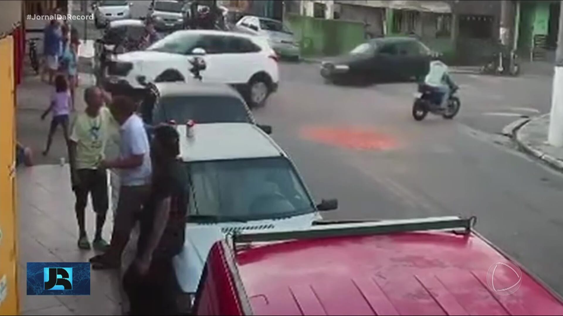 SP: novas imagens mostram momentos antes do atropelamento que matou duas crianças em Diadema