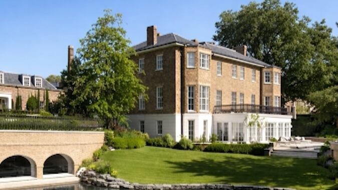 Mansão do período georgiano é vendida por R$ 1,8 bilhão