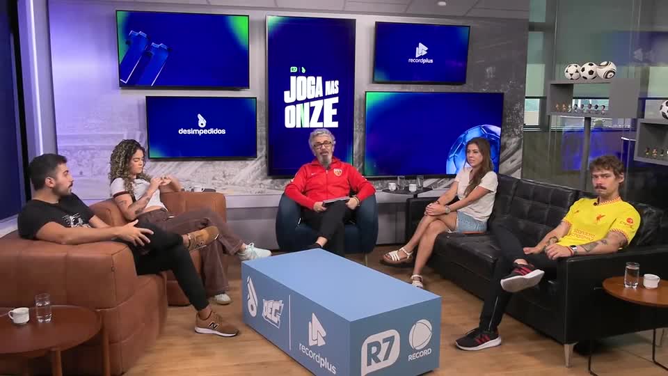 Joga nas 11: Derby termina empatado, com duas expulsões e muita confusão