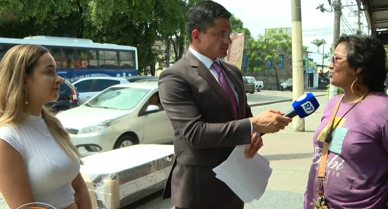 Fala Librelon: consumidora enfrenta problemas ao comprar uma cama e vir danificada