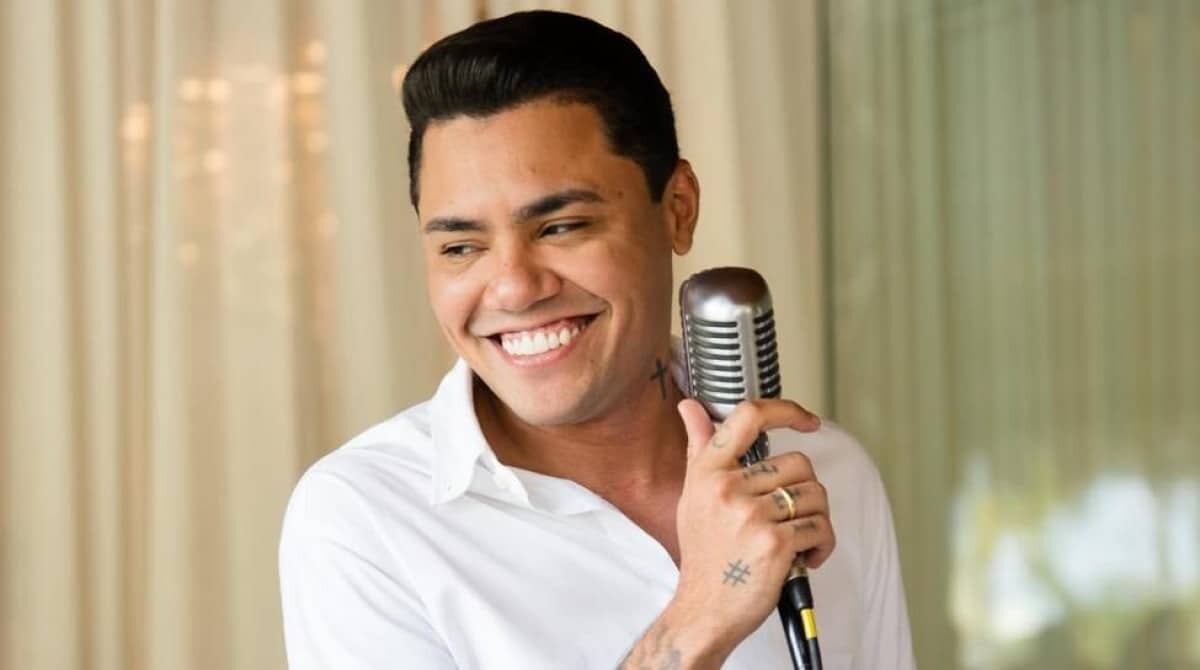 Felipe Araújo promete churrasco após lançamento de nova música
