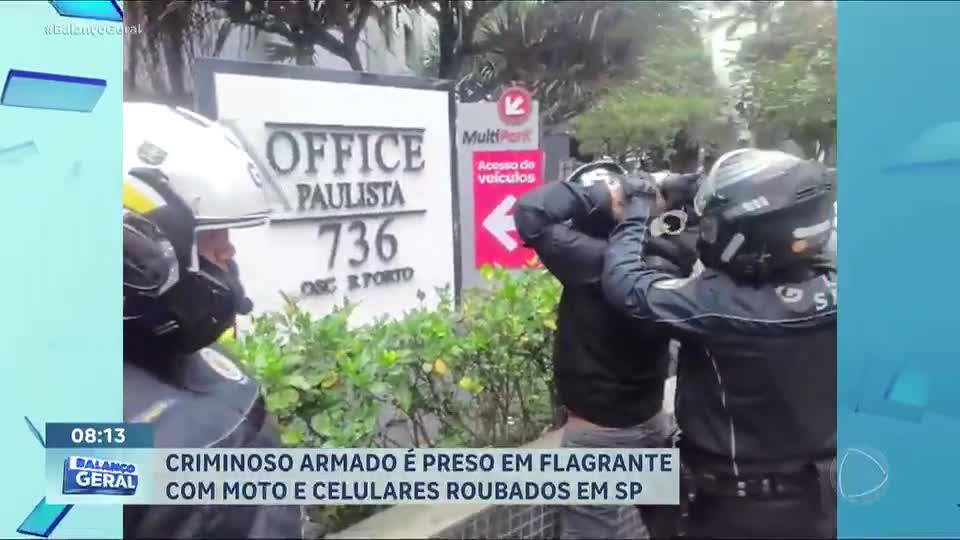 Motociclista que cometia furtos na Avenida Paulista (SP) é preso com moto e celulares roubados