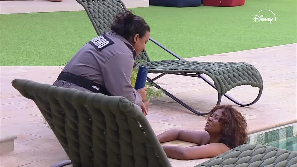 Nataly faz 'entrevista' com Sheila e questiona postura dos aliados dela | Casa do Patrão