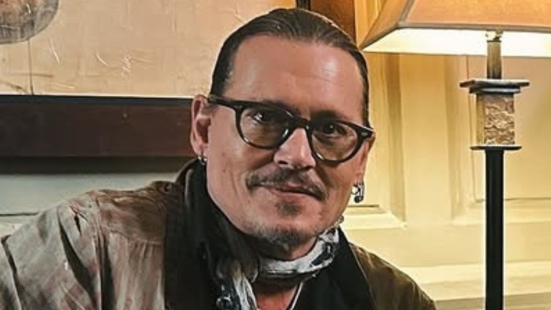 Mulher teria vigiado Johnny Depp de perto por dias em casa nos EUA; entenda