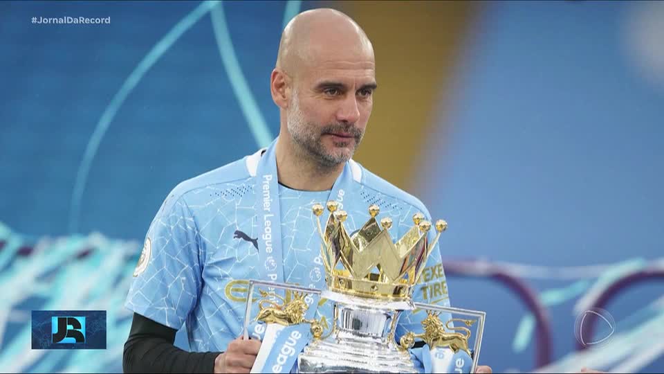 Manchester City anuncia saída de Pep Guardiola após mais de 20 títulos em uma década