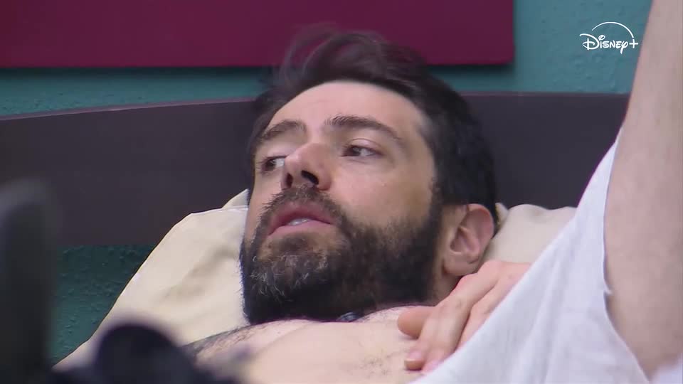 Jackson se recusa a lavar pratos depois de decepção com João Victor | Casa do Patrão