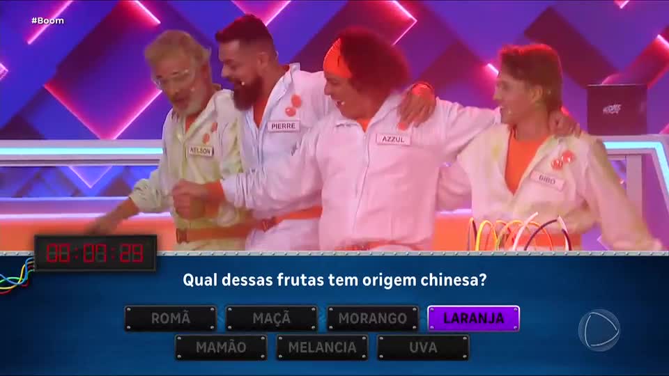 Time de Nelson dança cancan para comemorar explosão de Biel sobre fruta de origem chinesa; veja