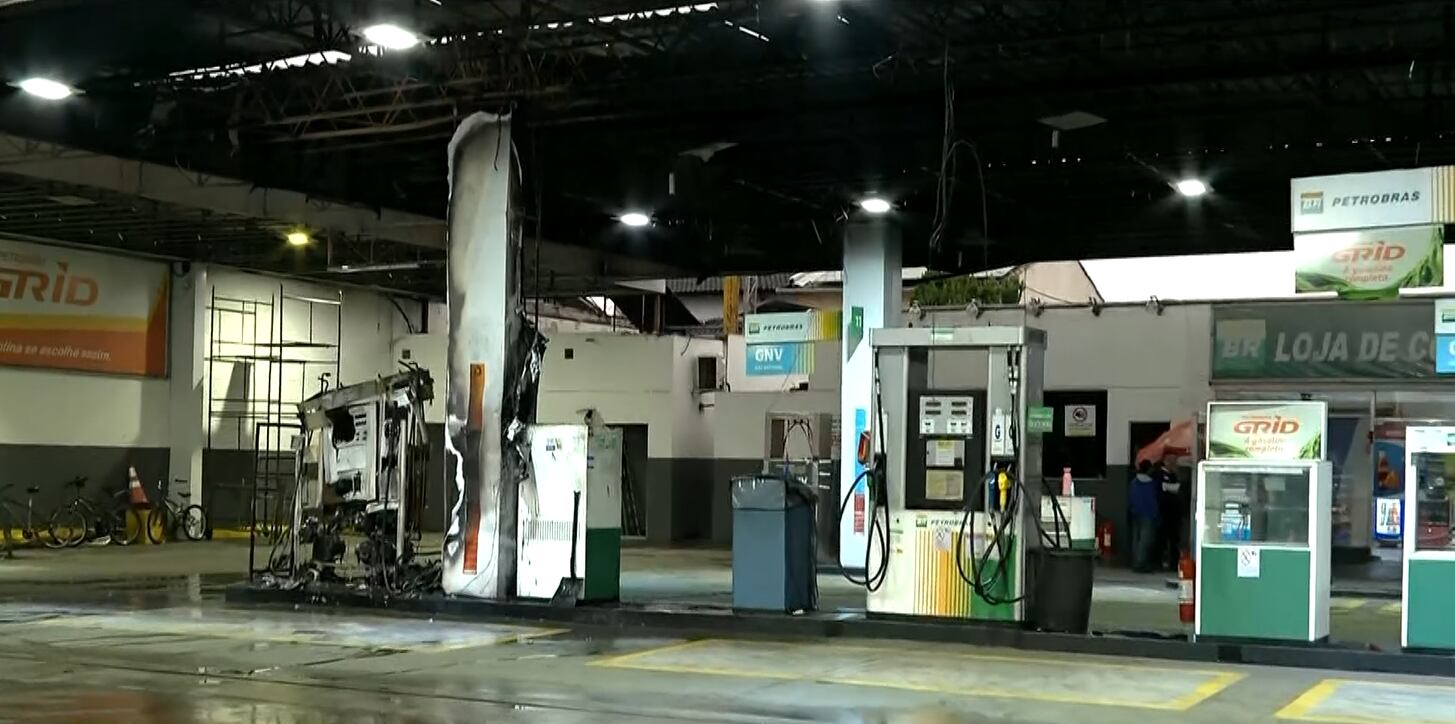 Cilindro de gás de carro explode em posto de combustíveis na zona sudoeste do Rio