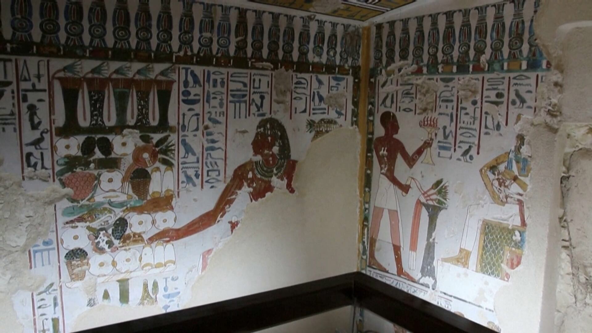 Descoberta de sítios arqueológicos no Egito ganha novo capítulo