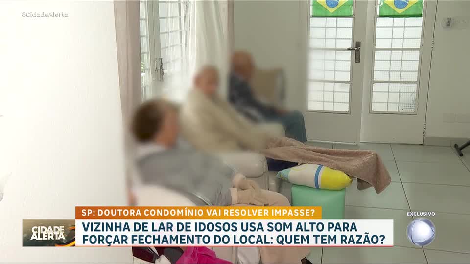 Moradora usa música alta para protestar contra lar de idosos em bairro residencial