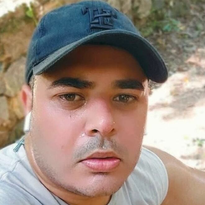 Sargento da Marinha briga com marido em festa a acaba matando um amigo do casal