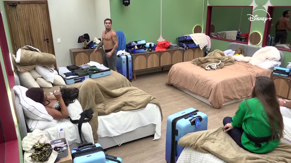 Bianca ignora ordem do Patrão, João Victor, e afronta: 'Vai te lascar!' | Casa do Patrão