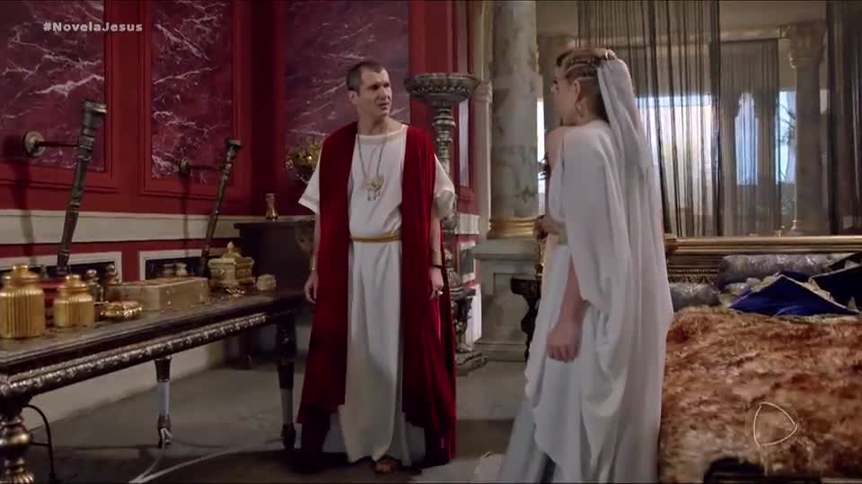 Helena é proibida de ter amizades com judias | Jesus