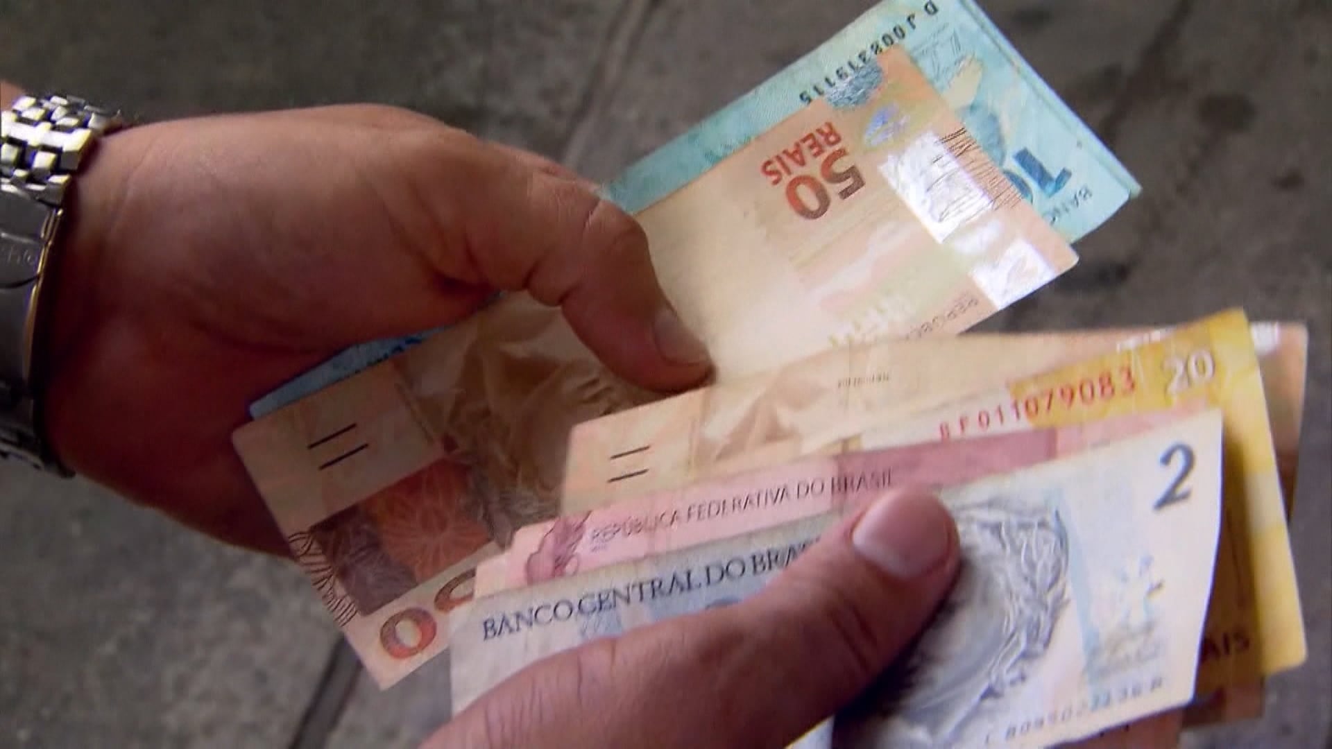 Caderneta de poupança tem entrada de R$ 2,6 bilhões em maio