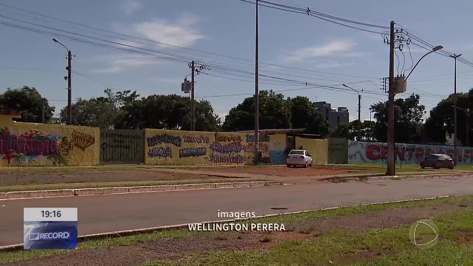 Pais de estudantes denunciam professor por importunação sexual em escola de Ceilândia (DF)