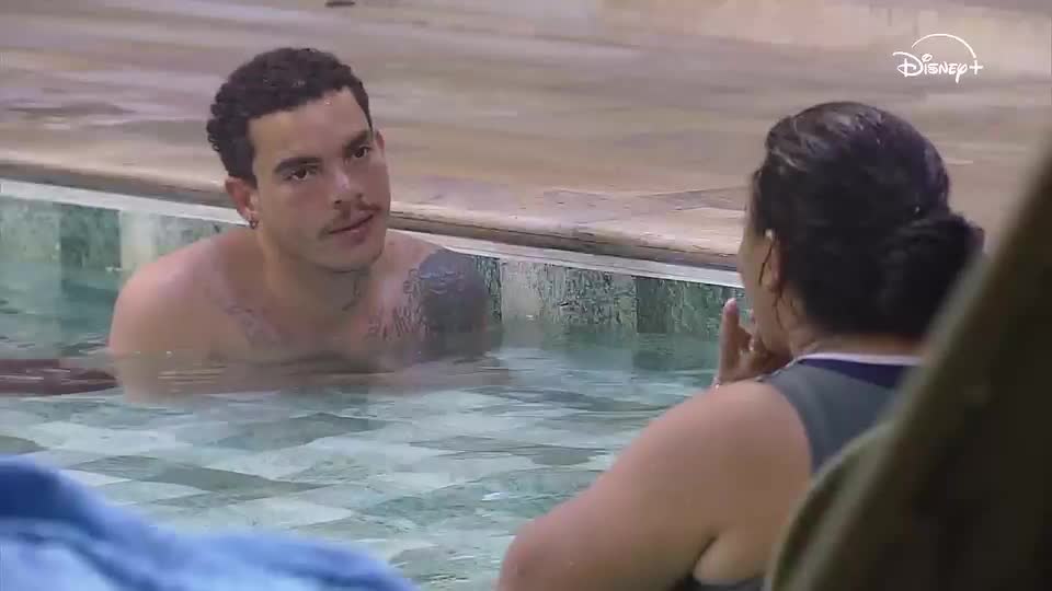 Vivão diz que Nataly ficou triste após esconder perucas de Sheila | Casa do Patrão