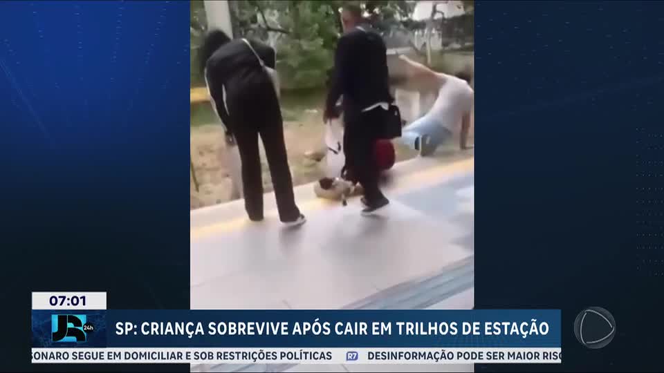 Criança cai em trilhos de trem em São Paulo e é resgatada