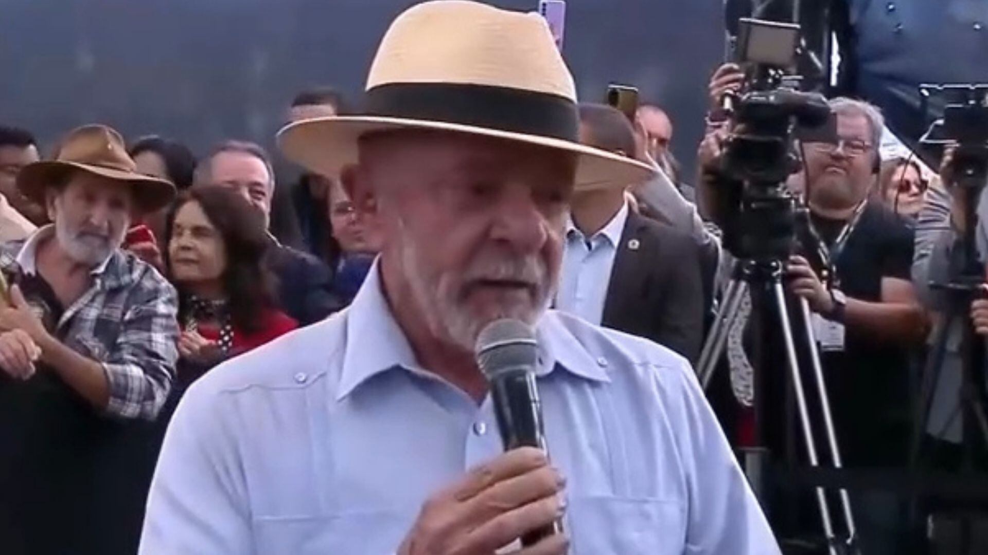 Presidente Lula anuncia investimentos em oncologia no SUS