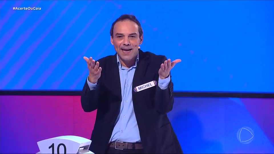 Teve VAR: Michel Bermudes responde pergunta no último segundo, mas acaba caindo no buraco