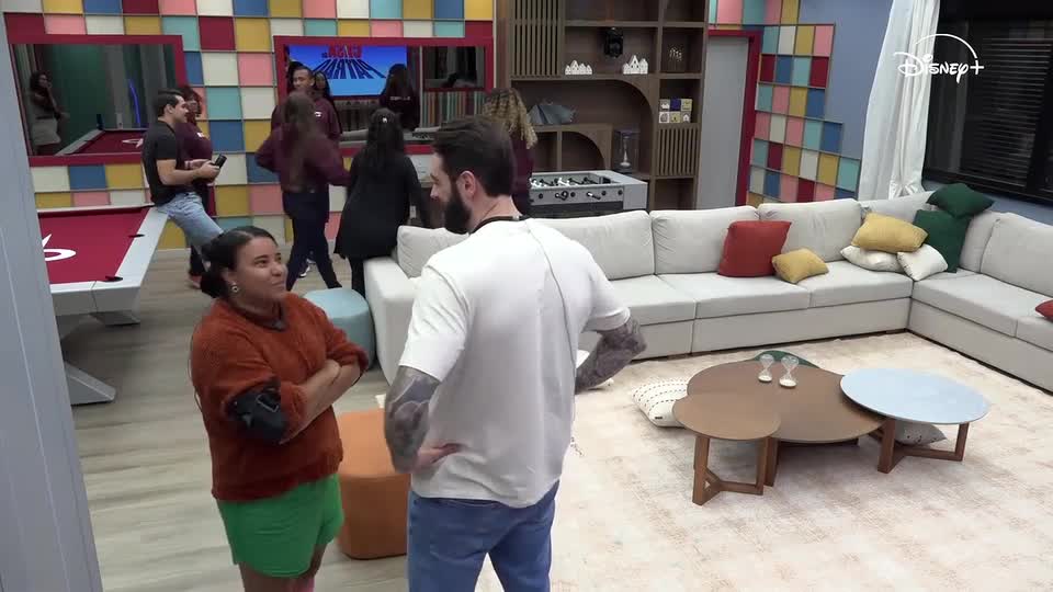 Nataly analisa o Tá na Reta e prevê duelo direto contra Vivão | Casa do Patrão