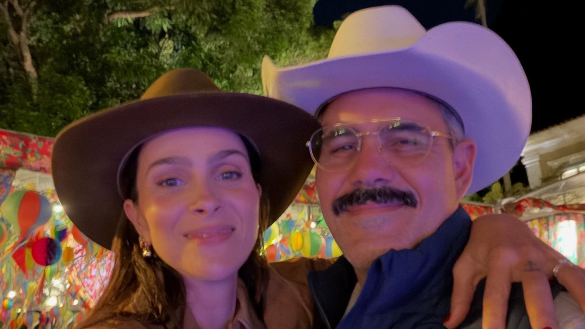 Áudio da mulher de Juliano Cazarré para ex-funcionária vaza em meio a processo trabalhista